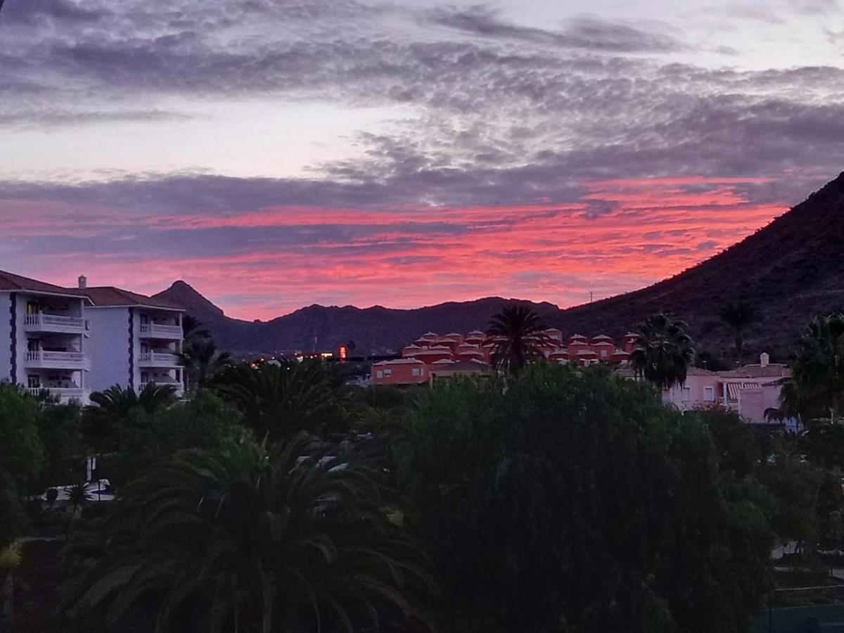 Sunset - 2 Bedroom Apartment Costa Adeje  Kültér fotó